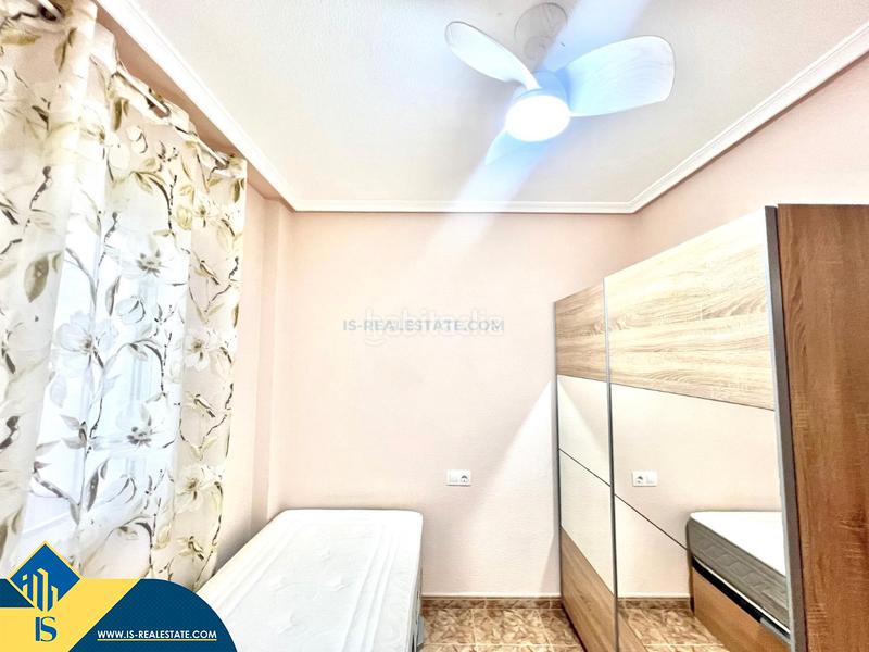 Foto 63381077-797d-4c5c-827a-cdadb4a54d81. Apartament amb calefacció a Antonio Machado Torrevieja