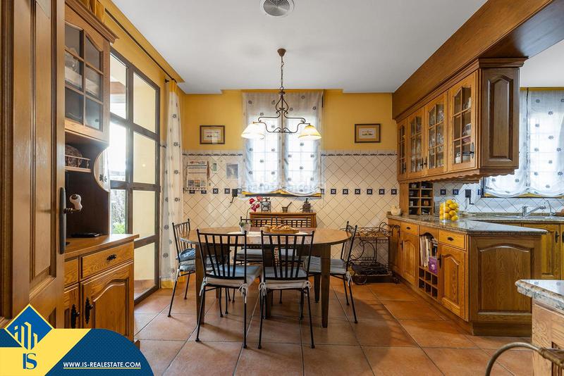 Foto 58690492-c4a7-44ee-8d42-0454b1620cb2. Chalet con parcheggio piscina in La Veleta Torrevieja