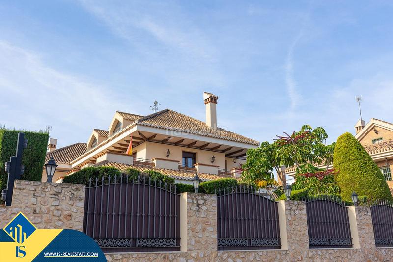 Foto b607f4ed-7b31-4678-976d-716b17d79d18. Chalet con parcheggio piscina in La Veleta Torrevieja