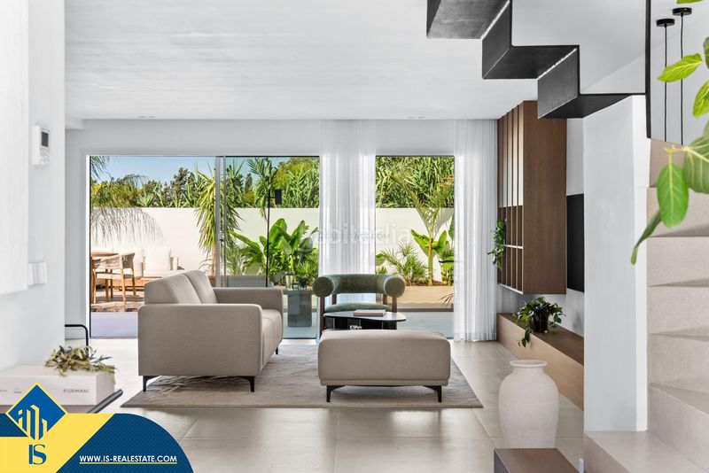 Foto 7078b200-3bed-44f8-b9c8-d35ab18840f6. Xalet amb piscina a Las Brisas Marbella