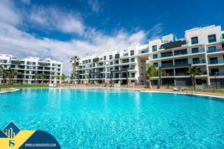 Appartement à El Raso. Apartamento con piscina comunitaria, en la provincia de alicante
