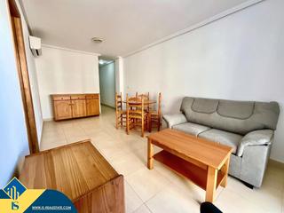 Appartement à El Molino. Apartamento con terraza, en la provincia de alicante, en la ciud