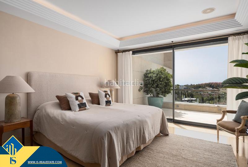Foto e633da90-1ddf-416b-bee7-f39d0f61ee19. Duplex avec chauffage parking piscine dans Los Naranjos Marbella