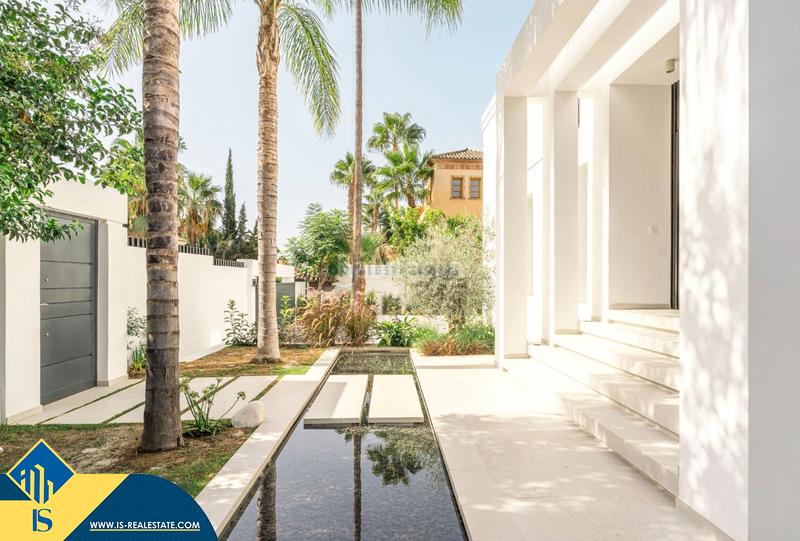 Foto 24e72cc9-d299-4dec-a33b-c105df08e917. Chalet avec chauffage parking piscine dans Los Naranjos Marbella