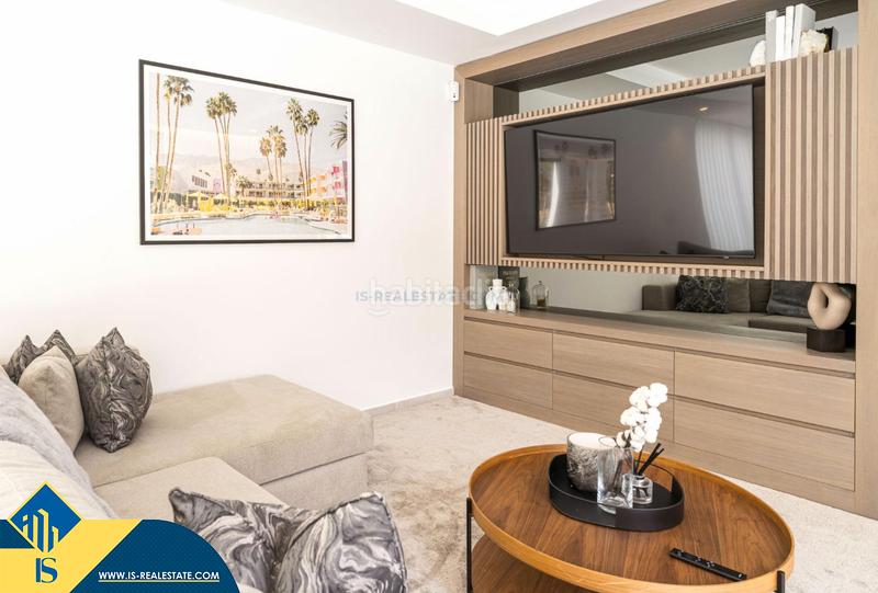 Foto 68637d61-c7a0-4df4-aa0d-8fdfc7a268c7. Chalet avec chauffage parking piscine dans Los Naranjos Marbella