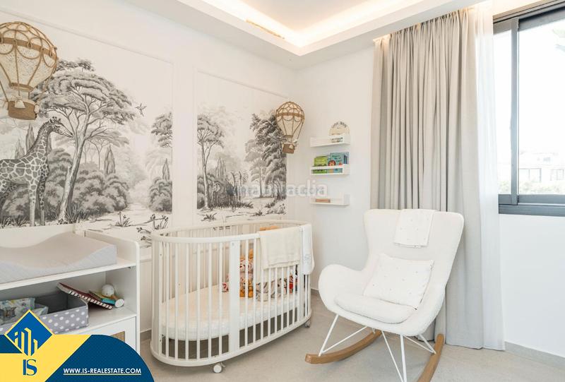 Foto 87e2fcc0-968e-475b-810a-4d2ae87a46cc. Chalet avec chauffage parking piscine dans Los Naranjos Marbella