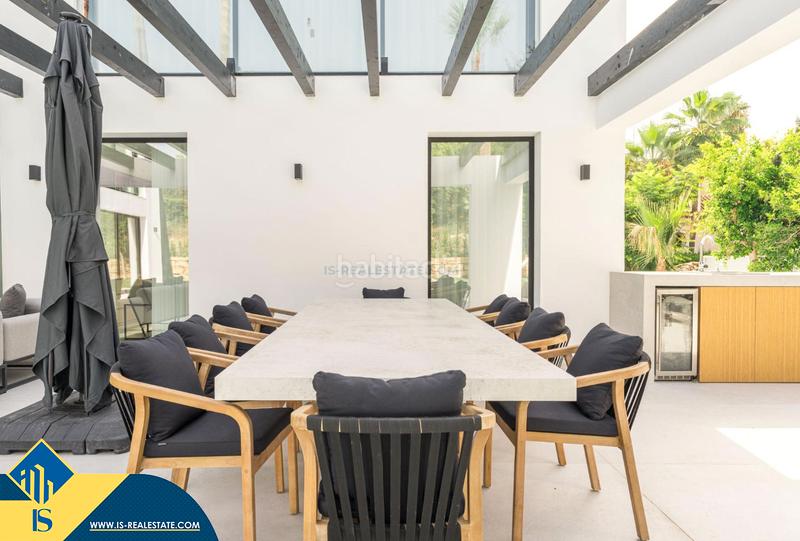 Foto f1f563ab-7d0a-4f2f-b77a-b1e0daab4654. Chalet avec chauffage parking piscine dans Los Naranjos Marbella