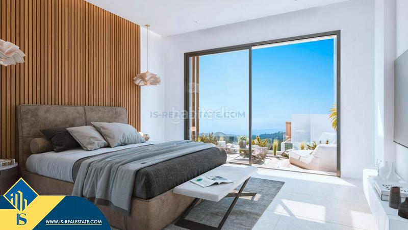 Foto 900b3eb4-5bf7-42de-aee5-10baac83fc60. Reihenhaus mit heizung parking pool in Río Real Marbella