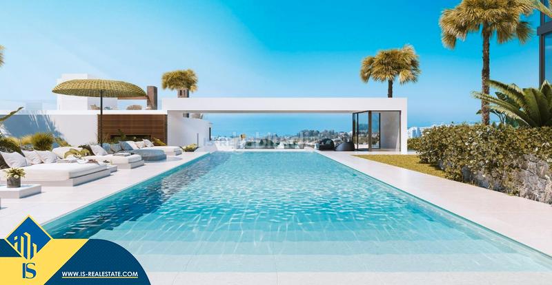 Foto fca1a494-e527-4eaa-9f13-541691ec5233. Reihenhaus mit heizung parking pool in Río Real Marbella