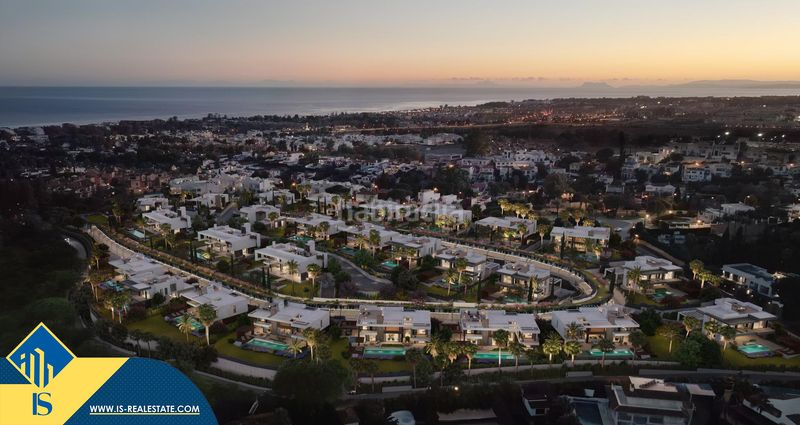 Foto da575dae-0a99-4144-a4ae-5ef683ce3c6e. Xalet amb aparcament piscina a Las Brisas Marbella