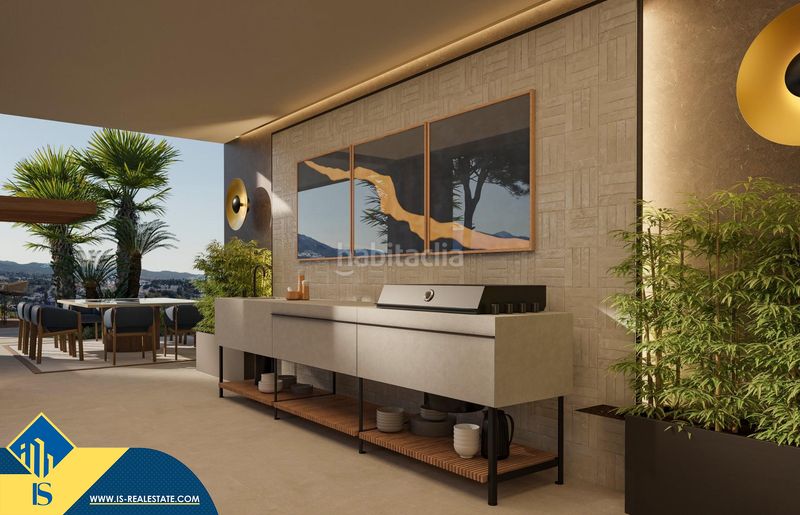 Foto f47e6ab6-df4f-4f6e-9e6c-ff678d539789. Xalet amb aparcament piscina a Las Brisas Marbella
