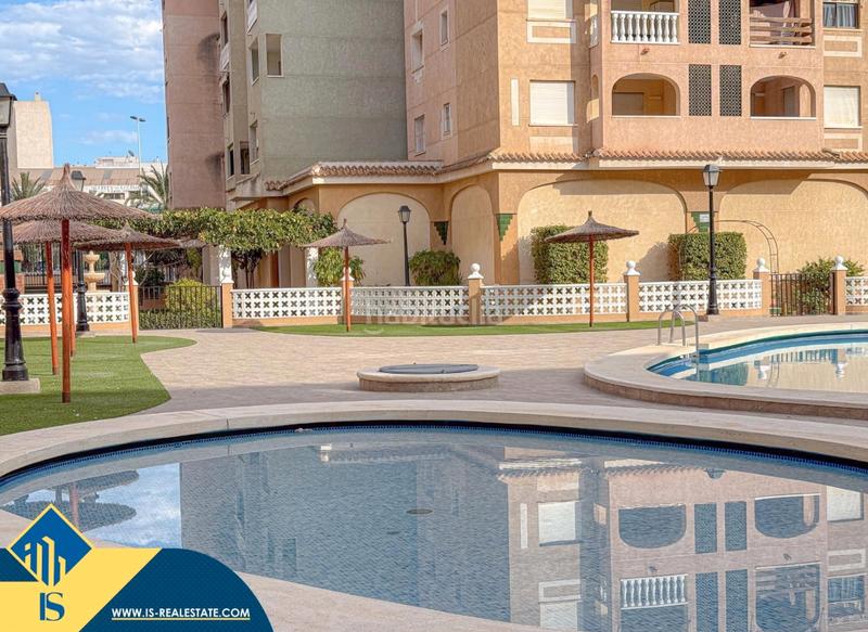 Foto c3893388-7d4e-4f3b-a020-99bfff8c4ceb. Apartament amb calefacció aparcament piscina a Parque de las Naciones Torrevieja