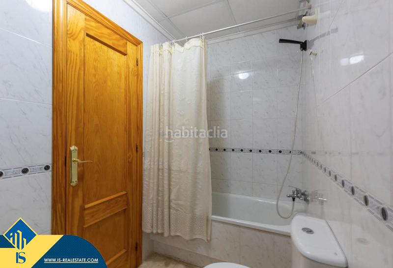 Foto 35fc4b1c-441d-4c2b-987d-db666be54e60. Apartamento  con piscina comunitaria, en la provincia de alicante, en la ciudad . 2 habitaciones | 59 m² | 1 kilómetro en Torrevieja