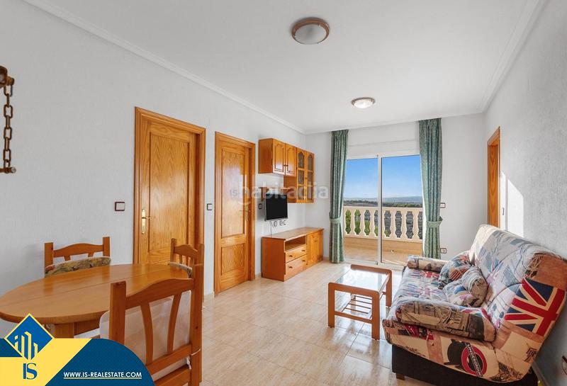 Foto 740c67bc-b8b7-4c31-a354-ebf95c1824a5. Apartamento  con piscina comunitaria, en la provincia de alicante, en la ciudad . 2 habitaciones | 59 m² | 1 kilómetro en Torrevieja