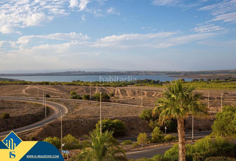 Foto b88d8347-f5a3-480f-8971-ee58d9308973. Apartamento  con piscina comunitaria, en la provincia de alicante, en la ciudad . 2 habitaciones | 59 m² | 1 kilómetro en Torrevieja