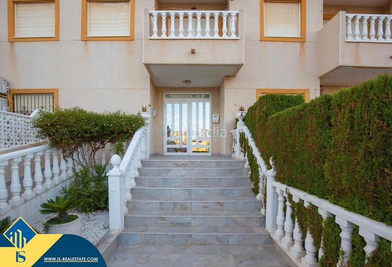 Foto bbab53b9-9372-4e8b-a27e-2df8d5d10dde. Apartamento  con piscina comunitaria, en la provincia de alicante, en la ciudad . 2 habitaciones | 59 m² | 1 kilómetro en Torrevieja