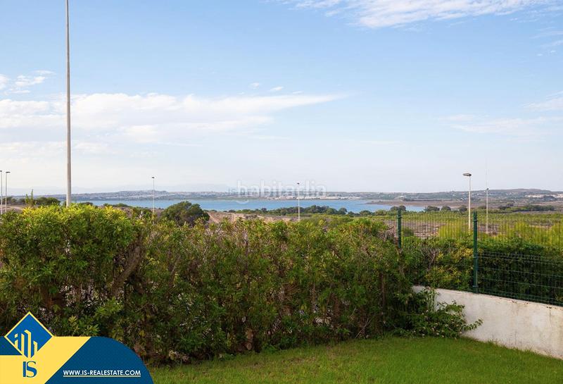 Foto cf8efc34-2655-4d2f-8a88-cd3f01353681. Apartamento  con piscina comunitaria, en la provincia de alicante, en la ciudad . 2 habitaciones | 59 m² | 1 kilómetro en Torrevieja