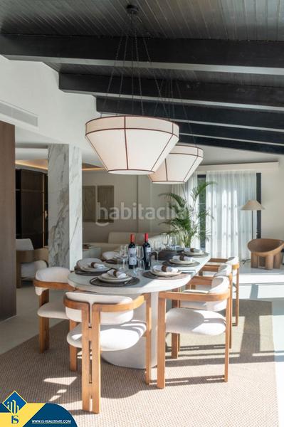 Foto 6812e77f-9d83-4c62-9bf5-39da75fc4df7. Chalet avec cheminée chauffage parking piscine dans Marbella