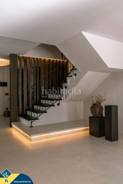 Foto 9073547f-d813-40df-b2b1-27745b96d485. Chalet avec cheminée chauffage parking piscine dans Marbella