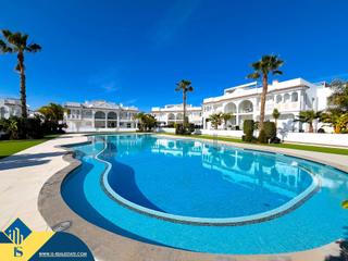 Pis a Rojales. Apartamento con piscina comunitaria, en la provincia de alicante