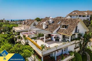 Àtic a Nagüeles Alto. Ático dúplex con piscina comunitaria, en la provincia de málaga,
