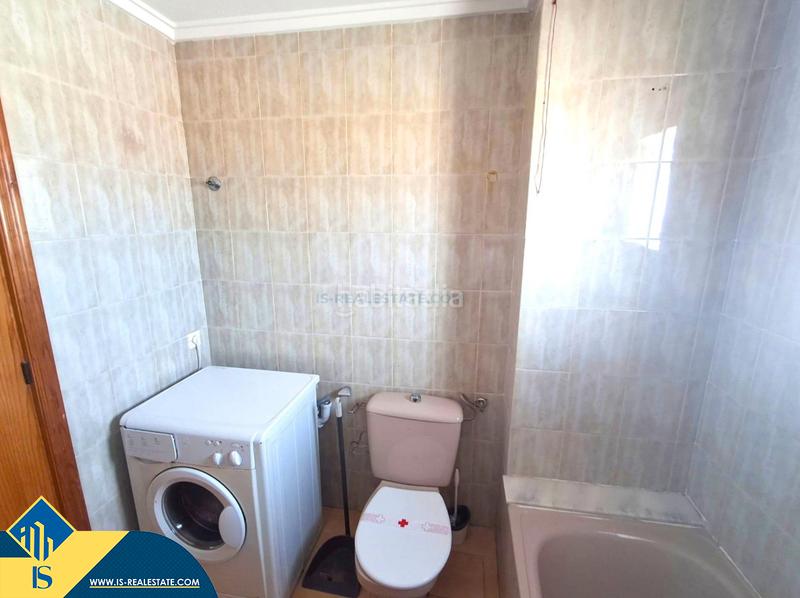 Foto a300bf7f-9a9e-48fa-b7ab-1ba88fc0a135. Apartament amb calefacció aparcament a Aguas Nuevas Torrevieja
