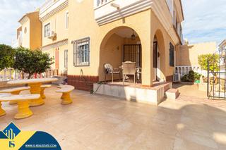 Casa a La Regia. Namas con piscina compartida en la provincia de alicante, en ori