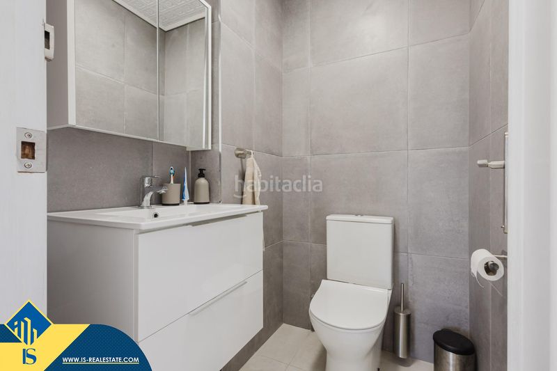 Foto b5a84874-adee-490e-95e3-e0627d8312b2. Pis amb piscina a El Acequión Torrevieja
