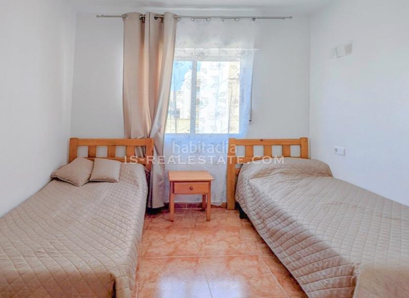 Foto 7c749951-c1a6-4843-aac6-6a4dae39f690. Apartament amb calefacció piscina a Antonio Machado Torrevieja