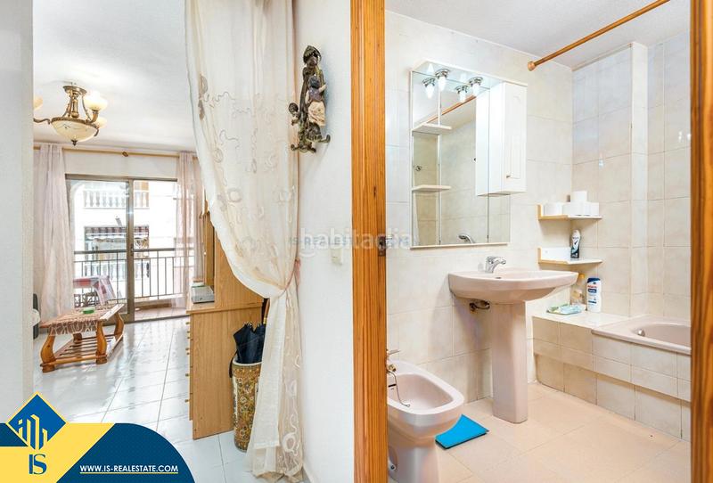 Foto 63b56933-f291-4204-8bf0-dbc70fbf4142. Apartment with heating pool in Parque de las Naciones Torrevieja