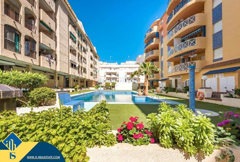 Foto 64425aa4-ecbf-4ad7-b9f8-cbb23aa8ddad. Apartment with heating pool in Parque de las Naciones Torrevieja