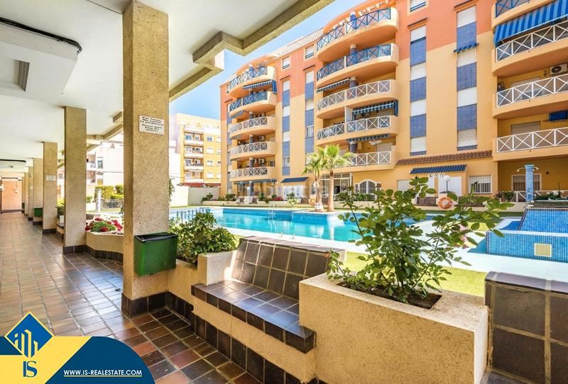 Foto 7f95f22a-7ff4-4c8f-a9ef-70fcada3d676. Apartment with heating pool in Parque de las Naciones Torrevieja