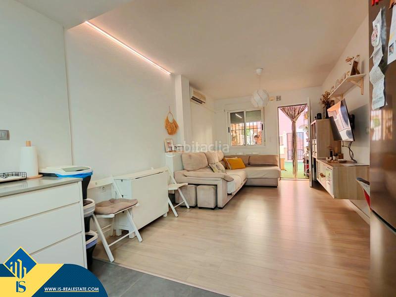 Foto 1bb7a1b7-22cb-4298-bc5a-a2be32cfd6f7. Piso apartamento con piscina comunitaria, en la provincia de alicante, ciudad , distrito de la mata. 2 habitaciones | 79 m en Torrevieja