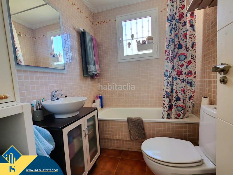 Foto e0856833-632c-438f-9934-606c340ca29c. Piso apartamento con piscina comunitaria, en la provincia de alicante, ciudad , distrito de la mata. 2 habitaciones | 79 m en Torrevieja