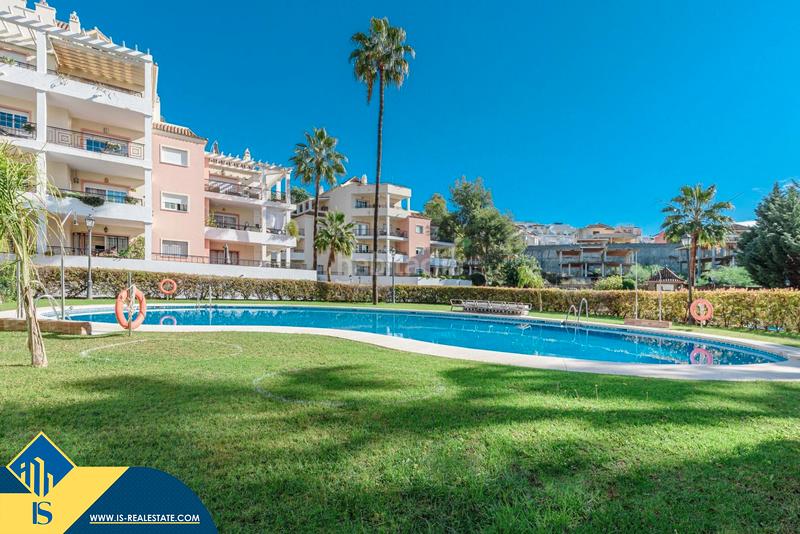Foto 2c68028d-3784-4644-a2b2-a4b7894d2603. Penthouse with parking pool in La Regia Orihuela