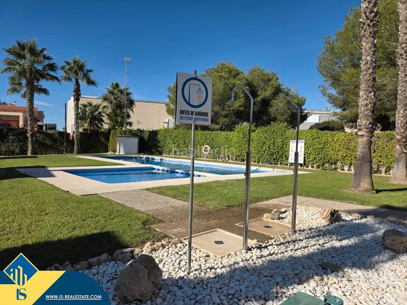 Foto 1cc38ad8-6497-4559-8d19-5c3f08ed3466. Xalet amb aparcament a Villamartín-Las Filipinas Orihuela