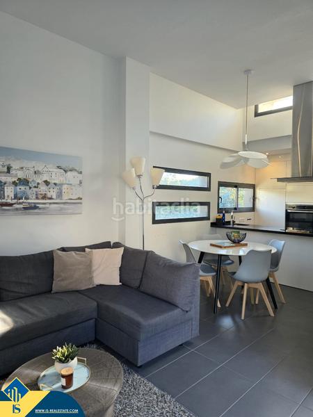 Foto 32e01b5f-fecf-4129-9e90-7a0214ba504a. Xalet amb aparcament a Villamartín-Las Filipinas Orihuela