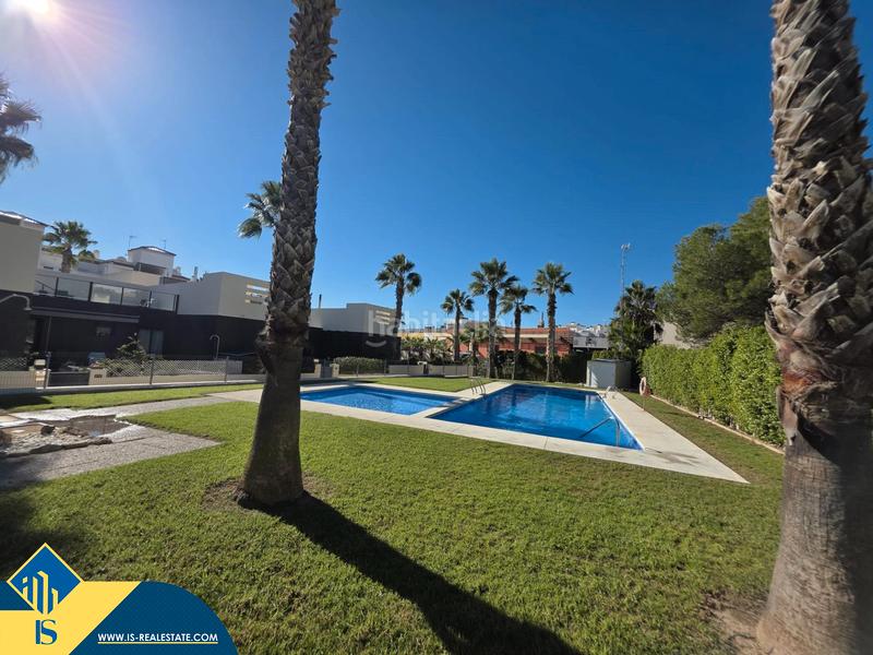 Foto 606edf4b-9a99-4404-ae0e-91203f531491. Xalet amb aparcament a Villamartín-Las Filipinas Orihuela