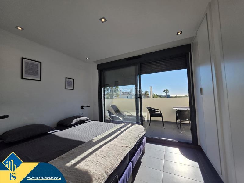 Foto 656b3fa0-3687-45ab-9131-f7ba4589d312. Xalet amb aparcament a Villamartín-Las Filipinas Orihuela