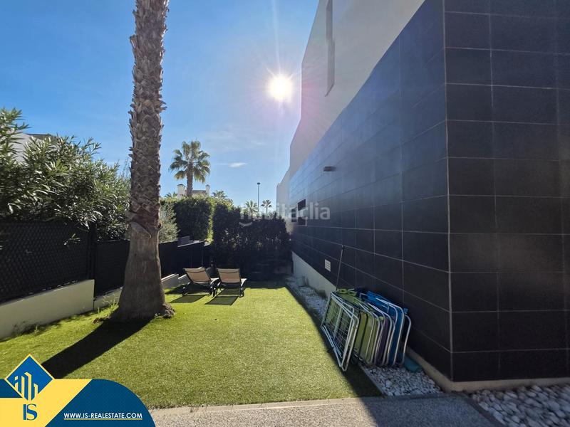 Foto 91c9a99b-e136-4ae1-93dc-e90e9410523d. Xalet amb aparcament a Villamartín-Las Filipinas Orihuela