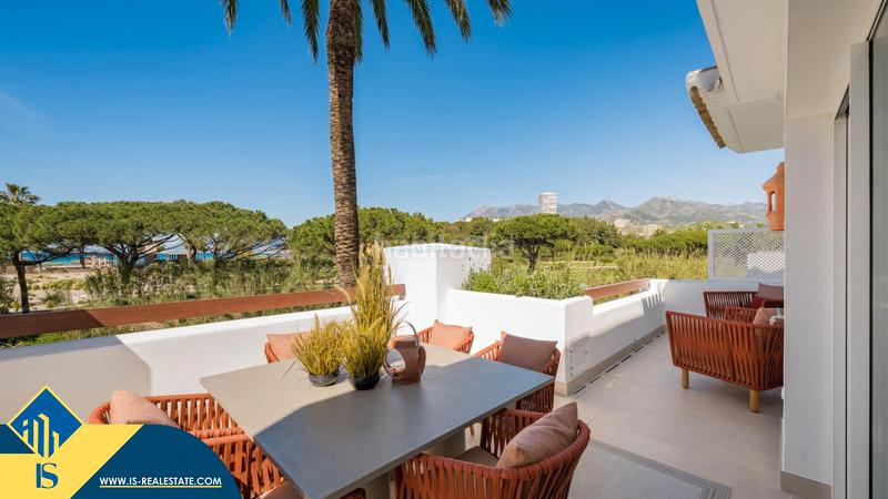 Foto f917bc13-db72-42f5-9fa8-b1e0be14f0c7. Pis amb aparcament a Alto de los Monteros Marbella