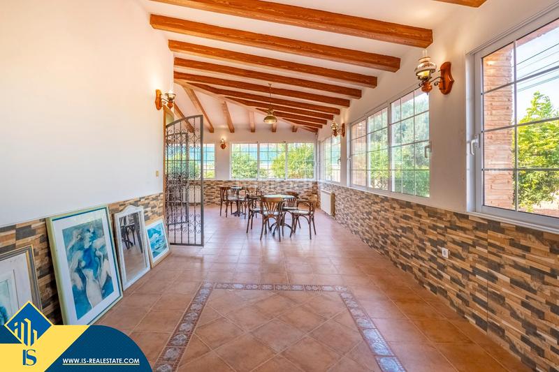 Foto 1b032694-9e59-47a1-b1ce-69de4c5ffc29. Chalet con parcheggio piscina in Zona Carrefour - Urbanizaciones Torrevieja