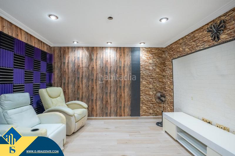 Foto 5f47340c-ac0f-46b3-8e8b-f87e3cd4523d. Chalet con parcheggio piscina in Zona Carrefour - Urbanizaciones Torrevieja