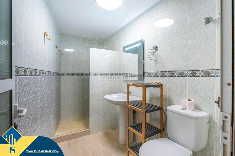 Foto fe55dcf5-871c-4e72-b0c1-b08c3fb453b1. Chalet con parcheggio piscina in Zona Carrefour - Urbanizaciones Torrevieja