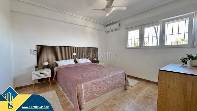 Foto 2ed15b91-a7dc-4b6c-9d46-58b5e72e9397. Attico con parcheggio in Punta Prima Torrevieja