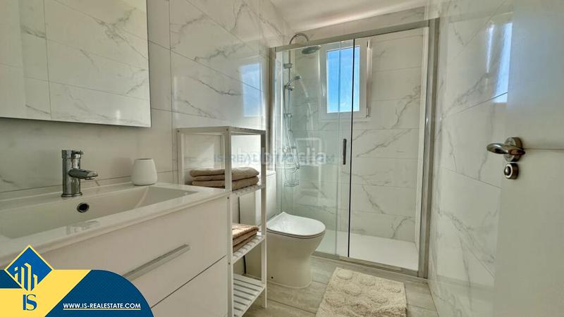 Foto f40be47d-b5b9-4e9c-926c-ffdc79142bc5. Attico con parcheggio in Punta Prima Torrevieja