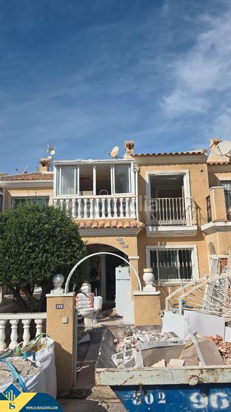 Foto bb157891-d40b-4208-a83f-49aec3382dd3. Etagenwohnung mit pool in Aguas Nuevas Torrevieja