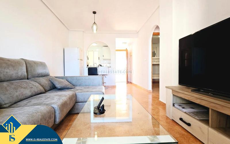 Foto 3e1fb451-41ba-4d41-9808-41c2cbe87e96. Apartament amb calefacció piscina a Antonio Machado Torrevieja