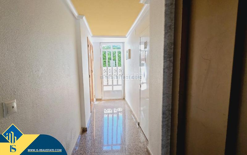 Foto 42738f18-2056-4ffa-b3aa-64a255cc28d1. Apartament amb calefacció piscina a Antonio Machado Torrevieja
