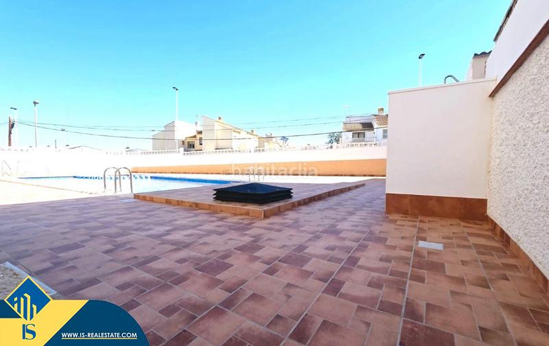 Foto 437078b2-b94b-4239-a006-1c95fa1706fc. Apartament amb calefacció piscina a Antonio Machado Torrevieja